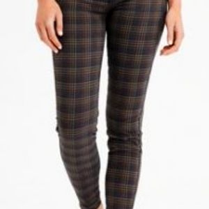 NWOT- NEW AMERICAN EAGLE GREY PLAID PANTS SUPER HI-RISE JEGGING JEAN PANT